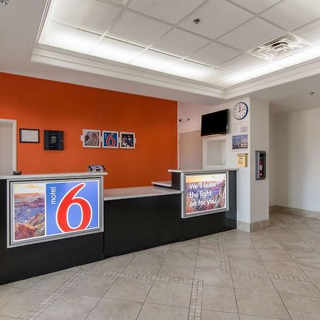 Motel 6-San Antonio, Tx - Downtown - Alamo Dome Exterior foto