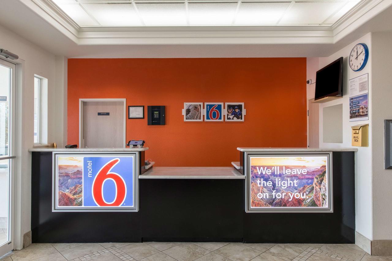 Motel 6-San Antonio, Tx - Downtown - Alamo Dome Exterior foto